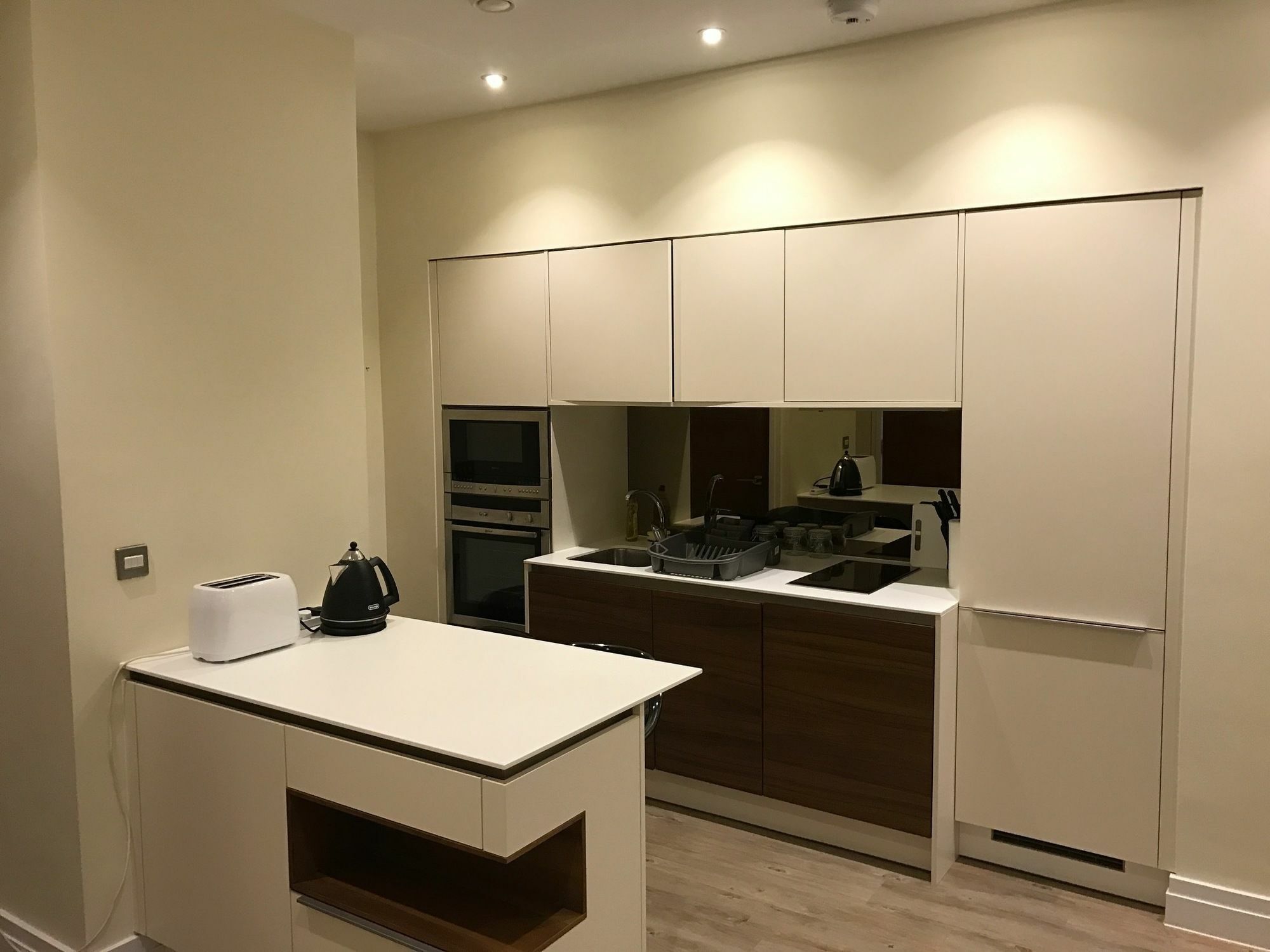 Leamington Spa Serviced Apartments - Villiers House Bagian luar foto